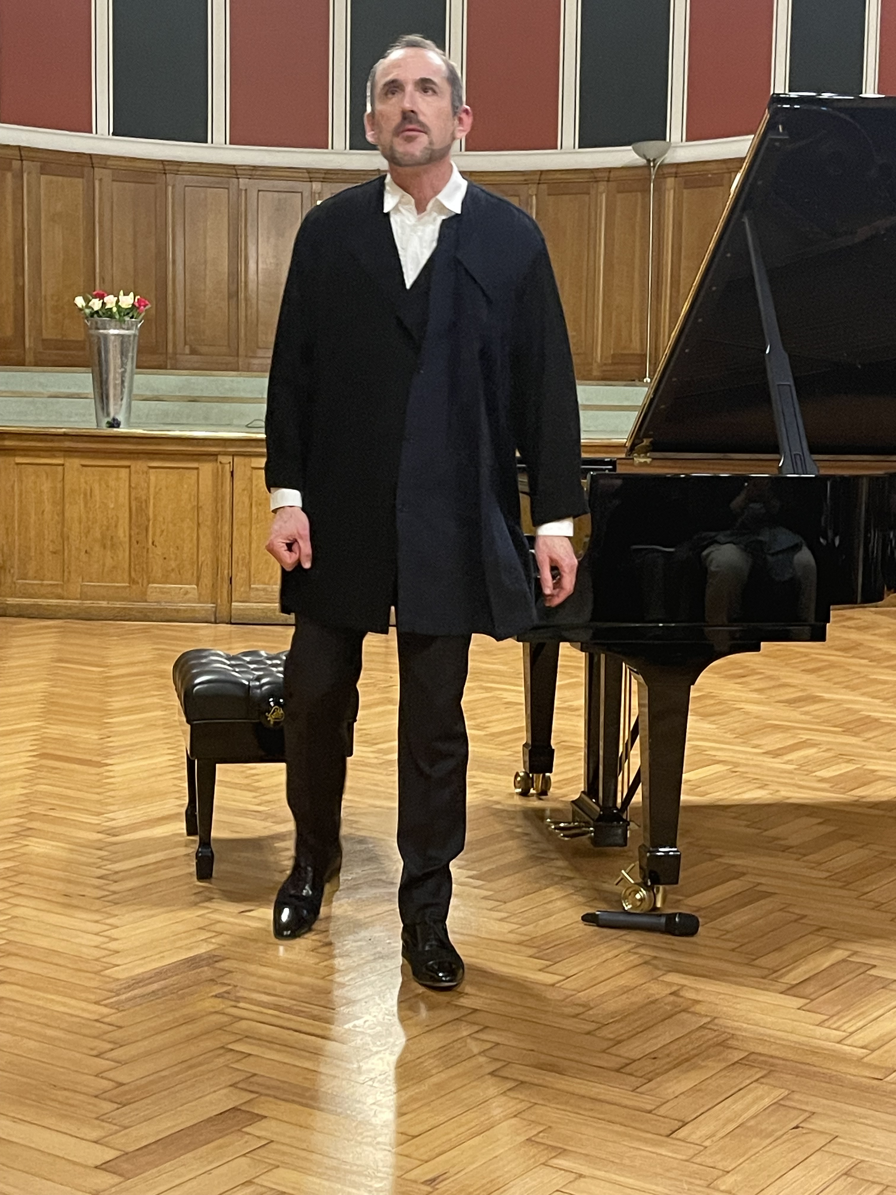 Danny Driver Danny Driver with the Midas Touch of a great artist at the Chopin ...