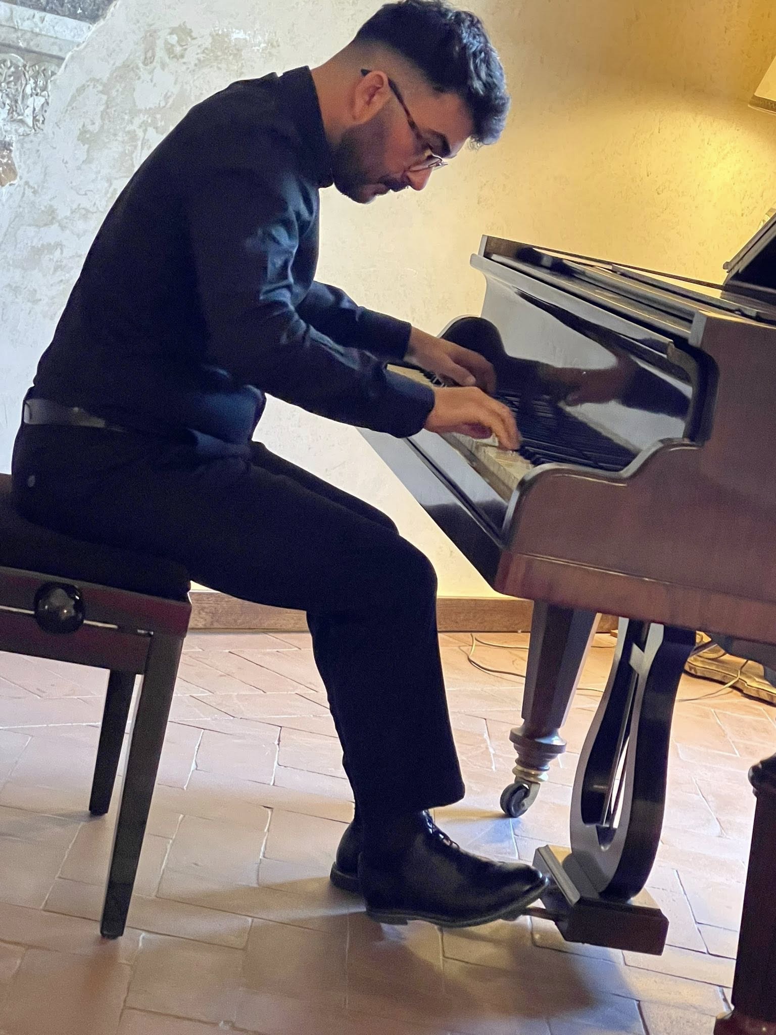 Hollywood comes to Cisterna di Latina Adriano Murgia plays